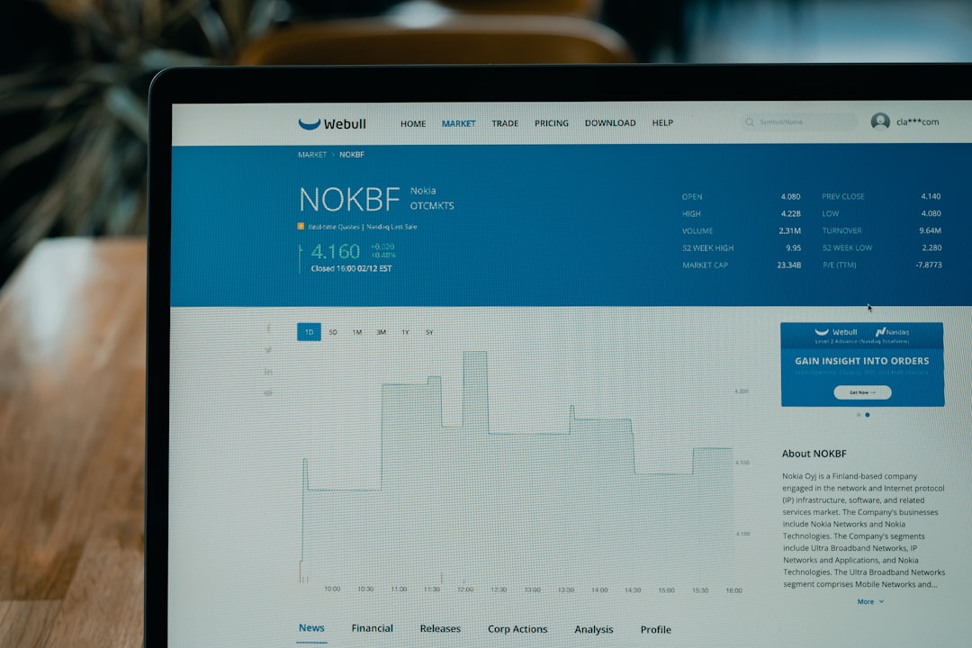 Webull trading on your laptop! | Via techdaily.ca | #stocks #finance #investing #apple #amazon